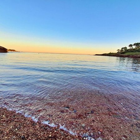 3 Pieces Tout Confort A Cap Esterel Saint-Raphaël Exterior foto